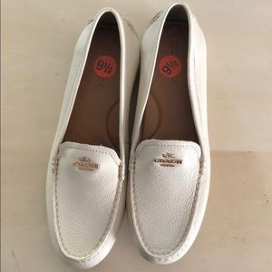 Coach White Leather Loafer Size 9.5